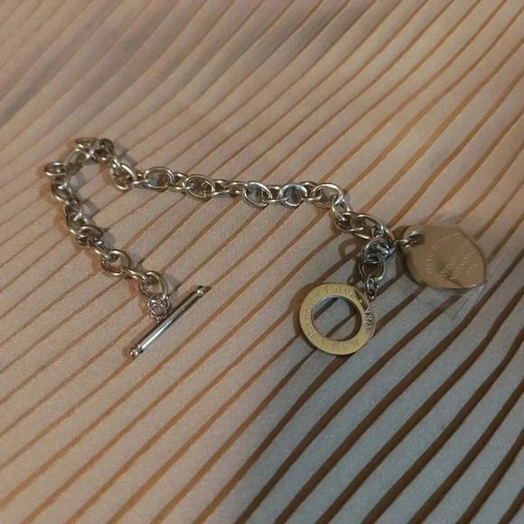 Fashion Heart Charm Silver Stainless  Steel Bracelet - NWOT - Picture 2 of 10